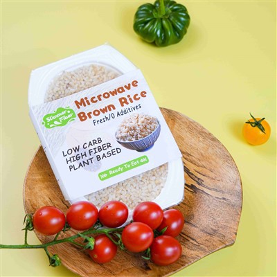 Готов за ядене на кафяв ориз